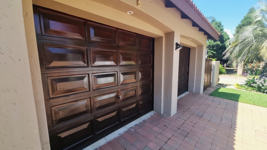 3 Bedroom Property for Sale in Melodie North West